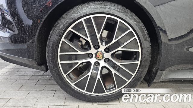 Porsche Taycan из Кореи Encar
