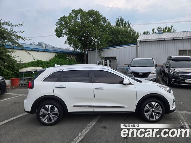 Kia Niro из Кореи Encar