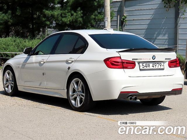 BMW 3-Series 330i M Sport — пробег 164 620 км — фото 3 из 5