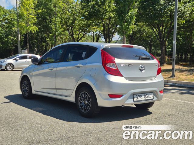 Hyundai Accent Diesel WIT 1.6 VGT Smart — пробег 133 119 км — фото 4 из 5