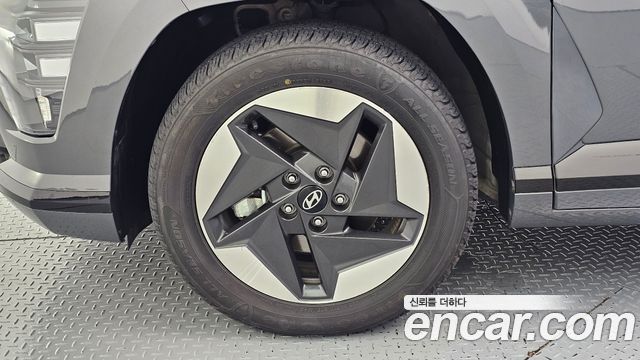Hyundai Kona из Кореи Encar