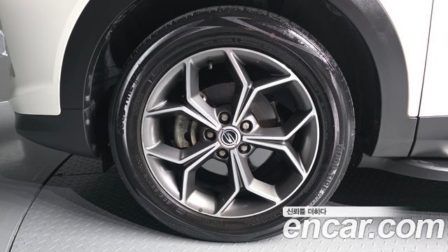 Ssangyong KORANDO из Кореи Encar