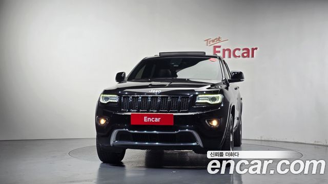 Jeep Cherokee 3.0 Diesel Overland WK2 — пробег 128 749 км — фото 3 из 5