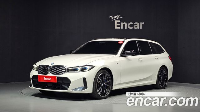 BMW 3-Series M340i xDrive Touring — пробег 62 321 км — фото 1 из 5