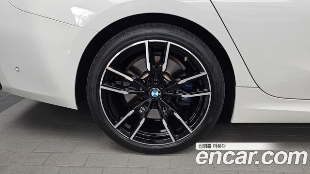 BMW 3-Series M340i xDrive Touring — пробег 62 321 км — фото 5 из 5