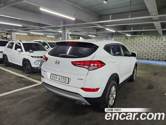 Hyundai Tucson Diesel 1.7 2WD Smart — пробег 95 274 км — фото 3 из 5