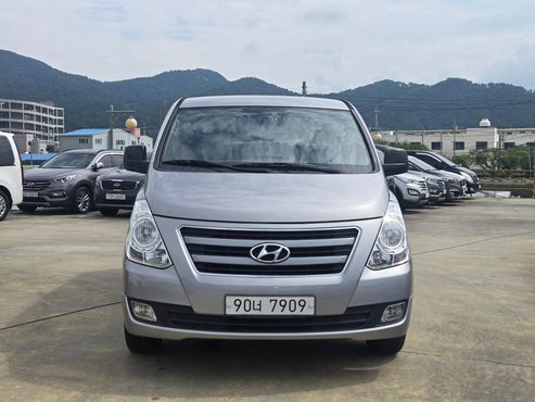 Hyundai Starex 3-Seater VAN Smart — пробег 117 694 км — фото 3 из 5