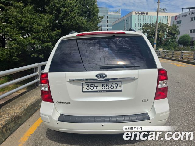 Kia Carnival New Carnival GLX High-Deluxe — пробег 128 254 км — фото 5 из 5