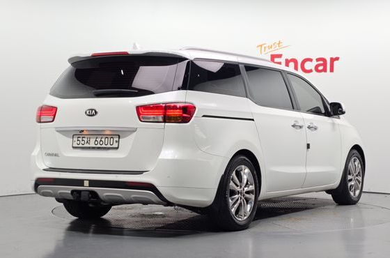 Kia Carnival 9-seater Prestige — пробег 162 822 км — фото 2 из 5
