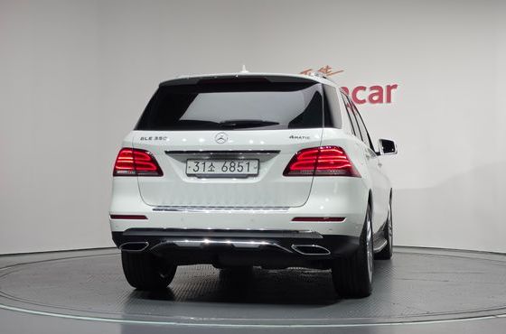 Mercedes-Benz GLE-Class GLE350 d 4MATIC — пробег 58 124 км — фото 4 из 5