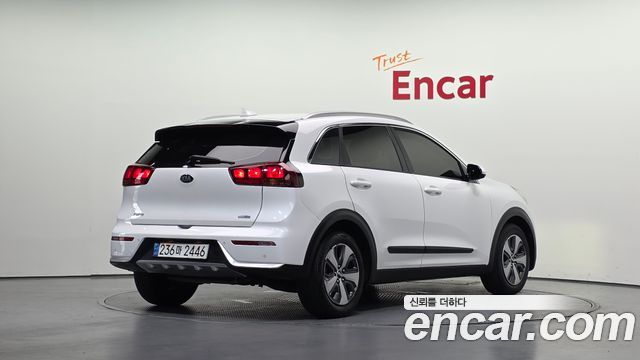 Kia Niro из Кореи Encar
