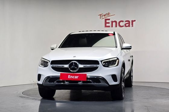 Mercedes-Benz GLC-Class GCL300 4MATIC Coupe — пробег 30 561 км — фото 3 из 5