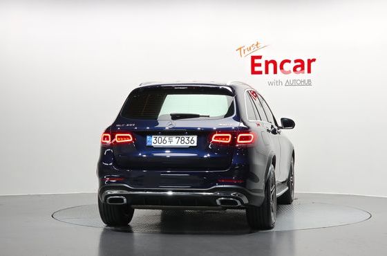 Mercedes-Benz GLC-Class GLC300 4MATIC — пробег 52 015 км — фото 4 из 5