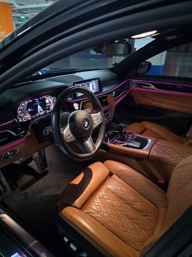 BMW 7-Series 730d xDrive M Sport — пробег 151 000 км — фото 3 из 5