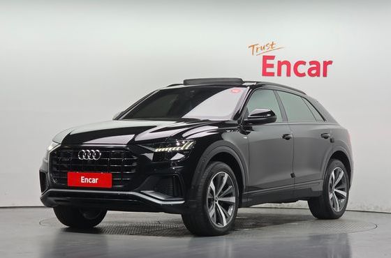 Audi Q8 50 TDI Quattro Premium — пробег 33 306 км — фото 1 из 5