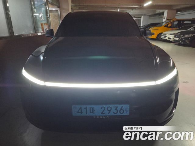 Tesla Model Y Premium RWD — пробег 2 277 км — фото 1 из 5