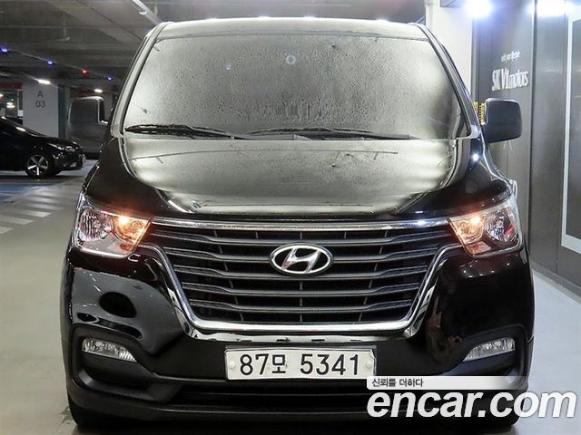 Hyundai Starex Van 3-Seater Style — пробег 170 843 км — фото 2 из 5