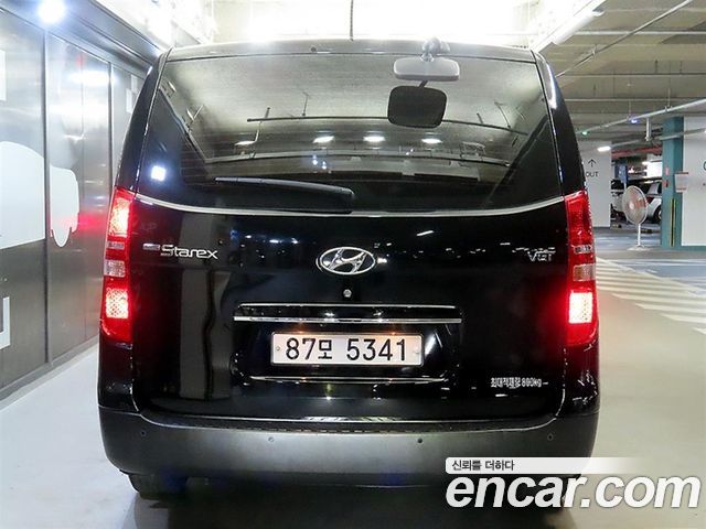 Hyundai Starex Van 3-Seater Style — пробег 170 843 км — фото 5 из 5