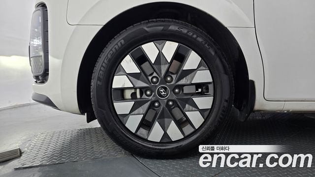 Hyundai Staria из Кореи Encar