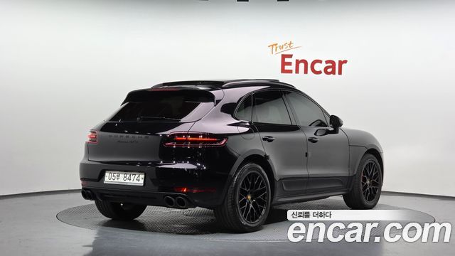 Porsche Macan из Кореи Encar