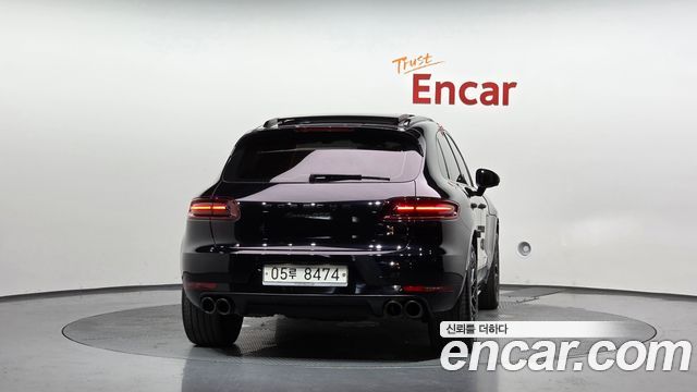 Porsche Macan из Кореи Encar