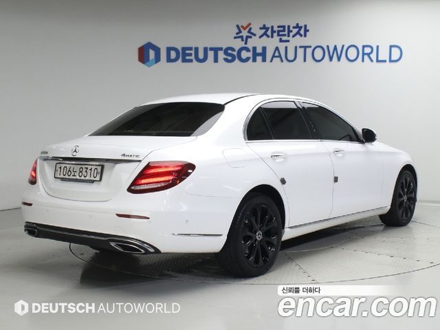 Mercedes-Benz E-Class из Кореи Encar