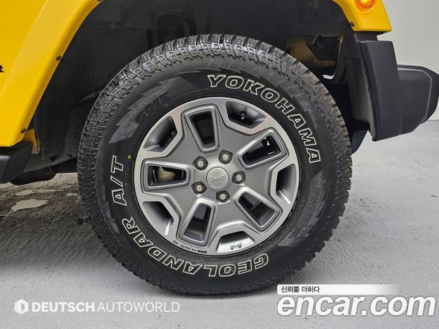 Jeep Wrangler 2.8 Diesel Sahara 4Door — пробег 61 492 км — фото 5 из 5