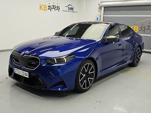 BMW M5 M5 Sedan — пробег 7 926 км — фото 1 из 5