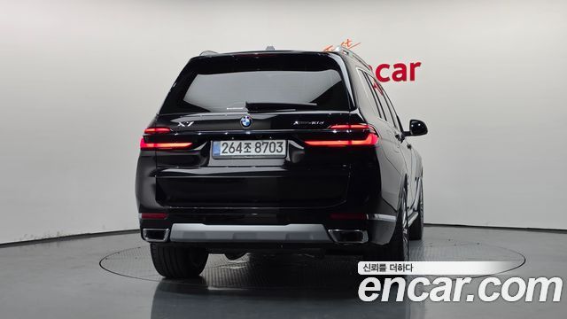 BMW X7 xDrive 40d Design Pure Excellence 6-Seater — пробег 3 227 км — фото 4 из 5
