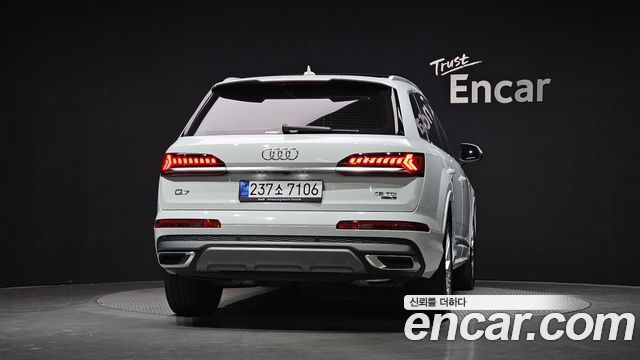 Audi Q7 45 TDI Quattro Premium — пробег 105 971 км — фото 4 из 5