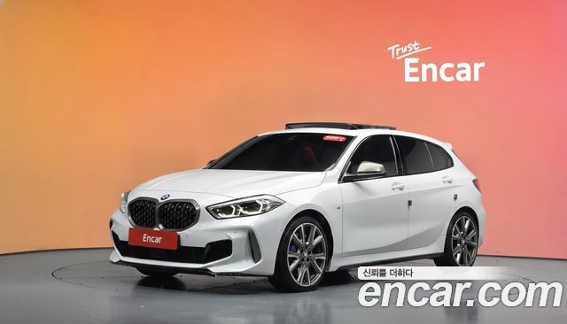 BMW 1-Series M135i xDrive — пробег 19 826 км — фото 1 из 5