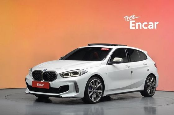BMW 1-Series M135i xDrive — пробег 19 826 км — фото 1 из 5