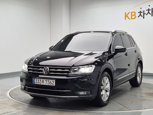 Volkswagen Tiguan 2.0 TDI Premium — пробег 110 955 км — фото 1 из 5