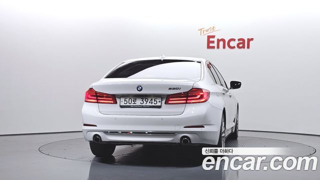 BMW 5-Series 530i Luxury Plus — пробег 74 533 км — фото 4 из 5