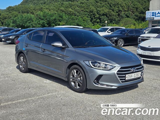 Hyundai AVANTE 1.6 GDI Smart Special — пробег 88 000 км — фото 2 из 5