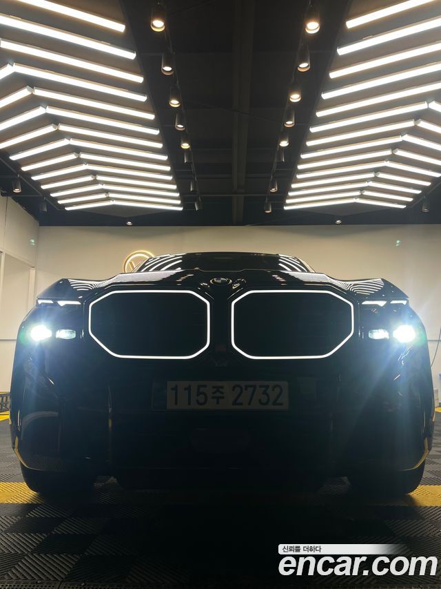 BMW XM 4.4 — пробег 14 987 км — фото 1 из 5