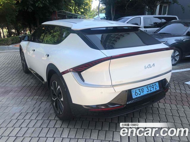 Kia EV6 Long Range 4WD Earth — пробег 53 000 км — фото 3 из 5