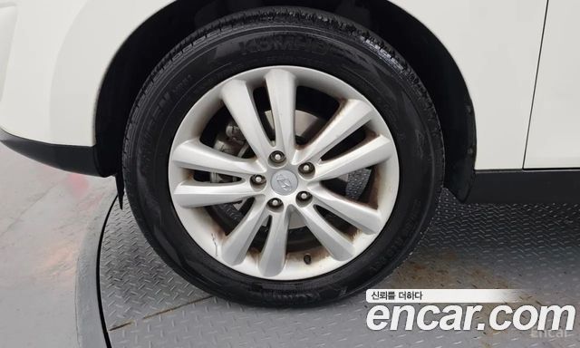 Hyundai Tucson Diesel 2WD LX20 Smart-Pack — пробег 192 198 км — фото 5 из 5