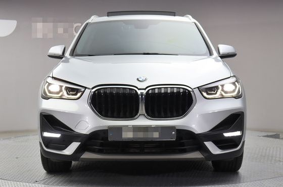 BMW X1 xDrive 20i Advantage — пробег 67 091 км — фото 3 из 5