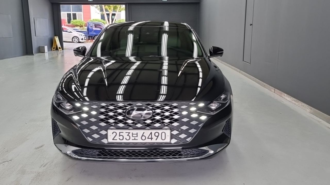 Hyundai Grandeur из Кореи Encar
