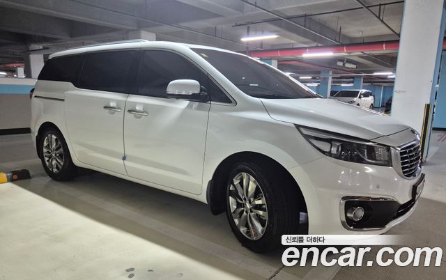 Kia Carnival из Кореи Encar