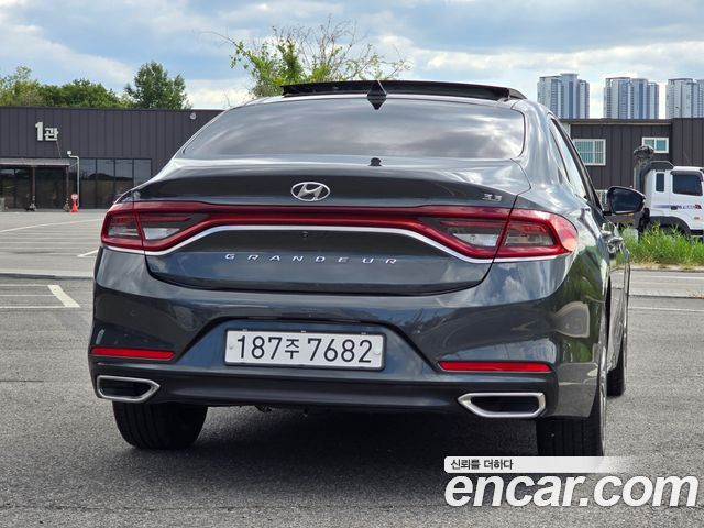 Hyundai Grandeur 3.3 Celebrity — пробег 171 000 км — фото 2 из 5