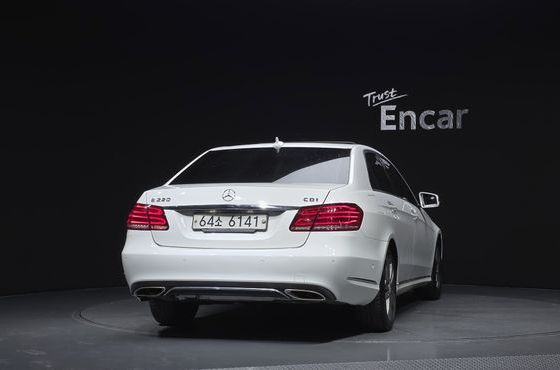 Mercedes-Benz E-Class E220 CDI Avantgarde — пробег 162 510 км — фото 4 из 5