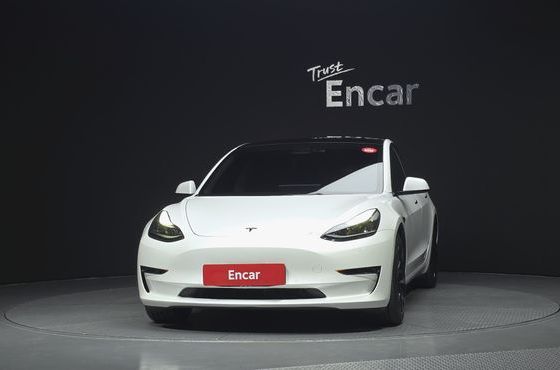 Tesla Model 3 RWD — пробег 73 146 км — фото 3 из 5