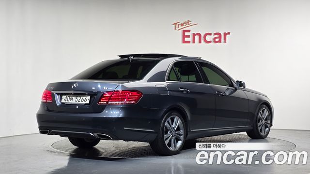 Mercedes-Benz E-Class E300 4MATIC Avantgarde — пробег 108 582 км — фото 2 из 5