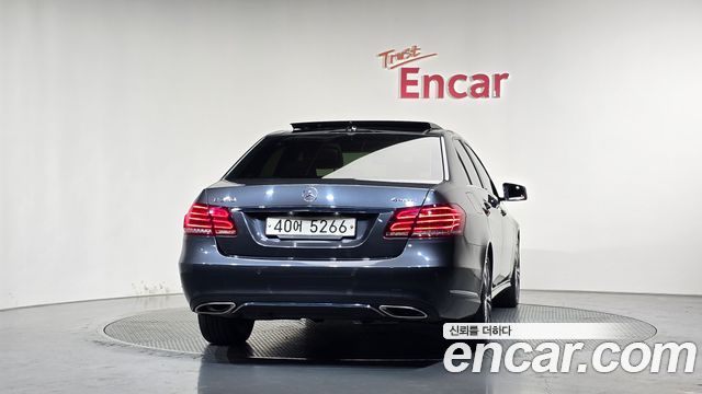 Mercedes-Benz E-Class E300 4MATIC Avantgarde — пробег 108 582 км — фото 4 из 5