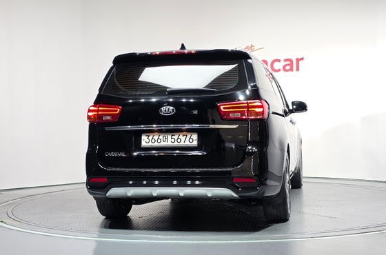Kia Carnival Gasoline 9-Seater Noblesse Special — пробег 159 622 км — фото 4 из 5