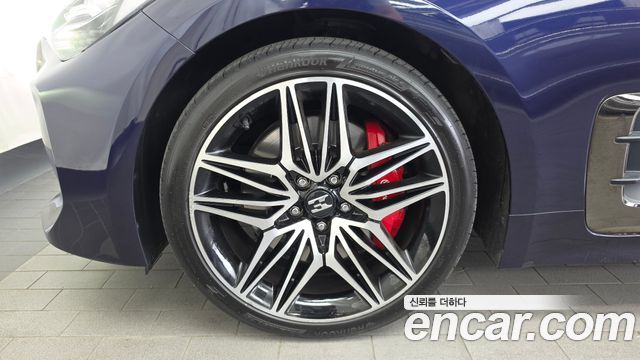 Kia Stinger из Кореи Encar