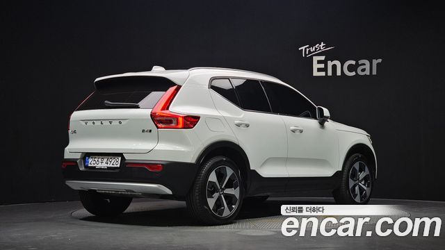 Volvo XC40 из Кореи Encar