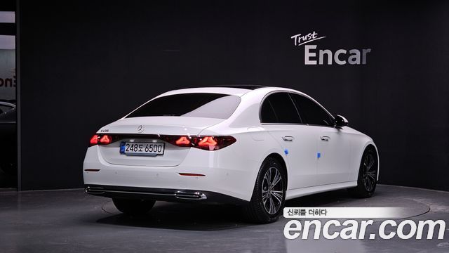 Mercedes-Benz E-Class из Кореи Encar